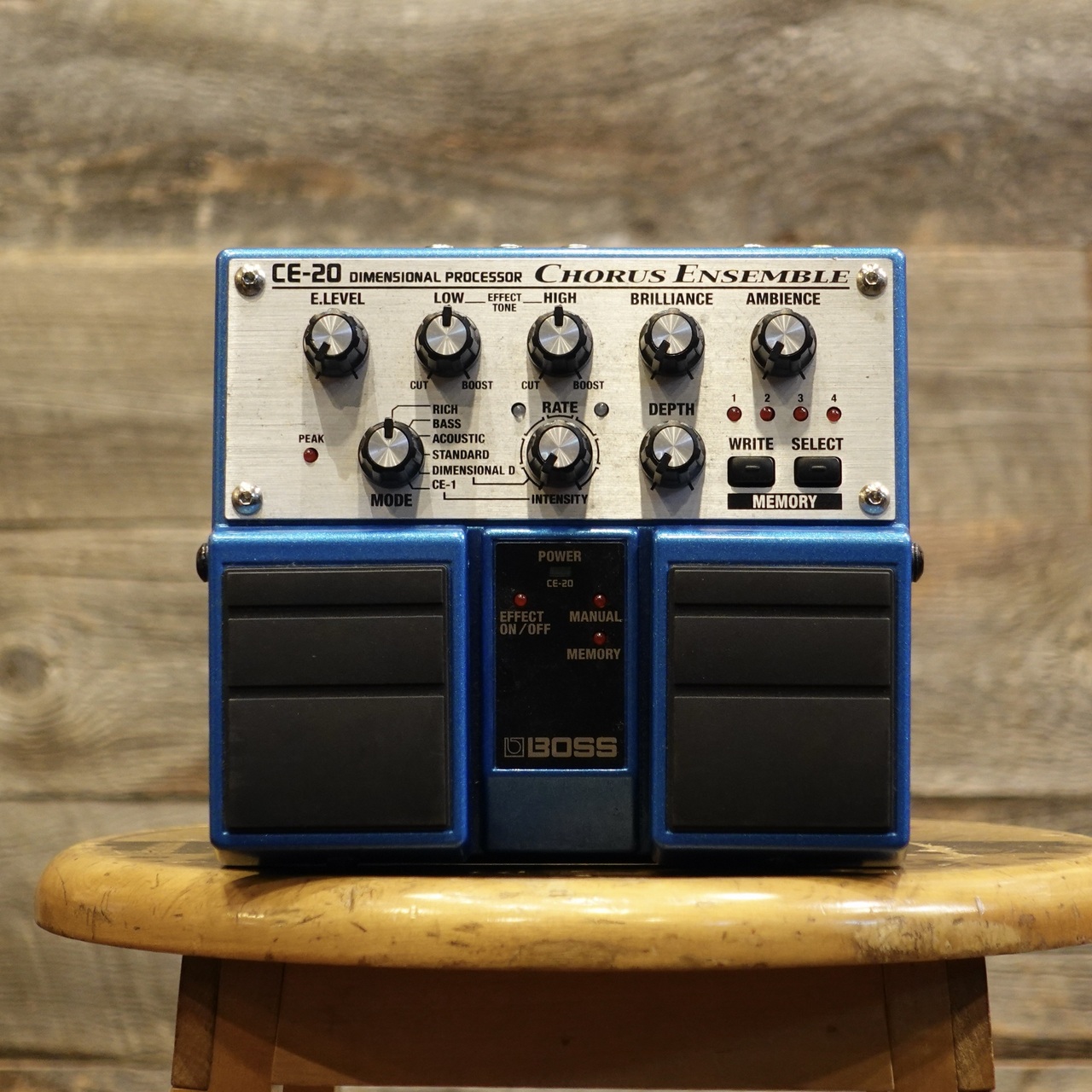 ギター BOSS CE-20 Chorus Ensemble BOSS CE-20 CHORUS ENSEMBLE（中古）【楽器検索デジマート】