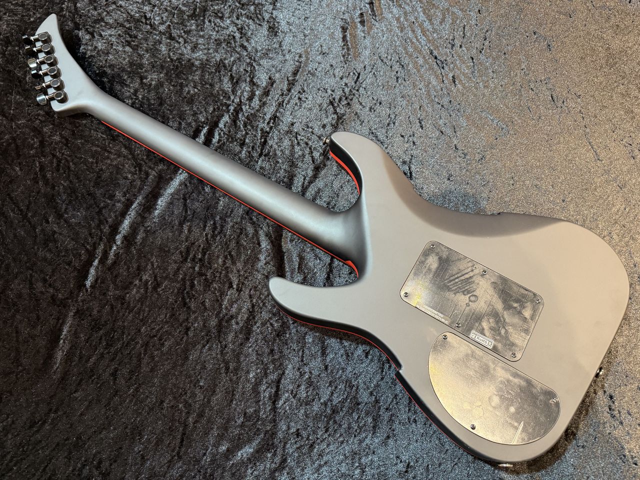 PEAVEY Adrian Vandenberg Signature Guitar 【Matte Black】（新品