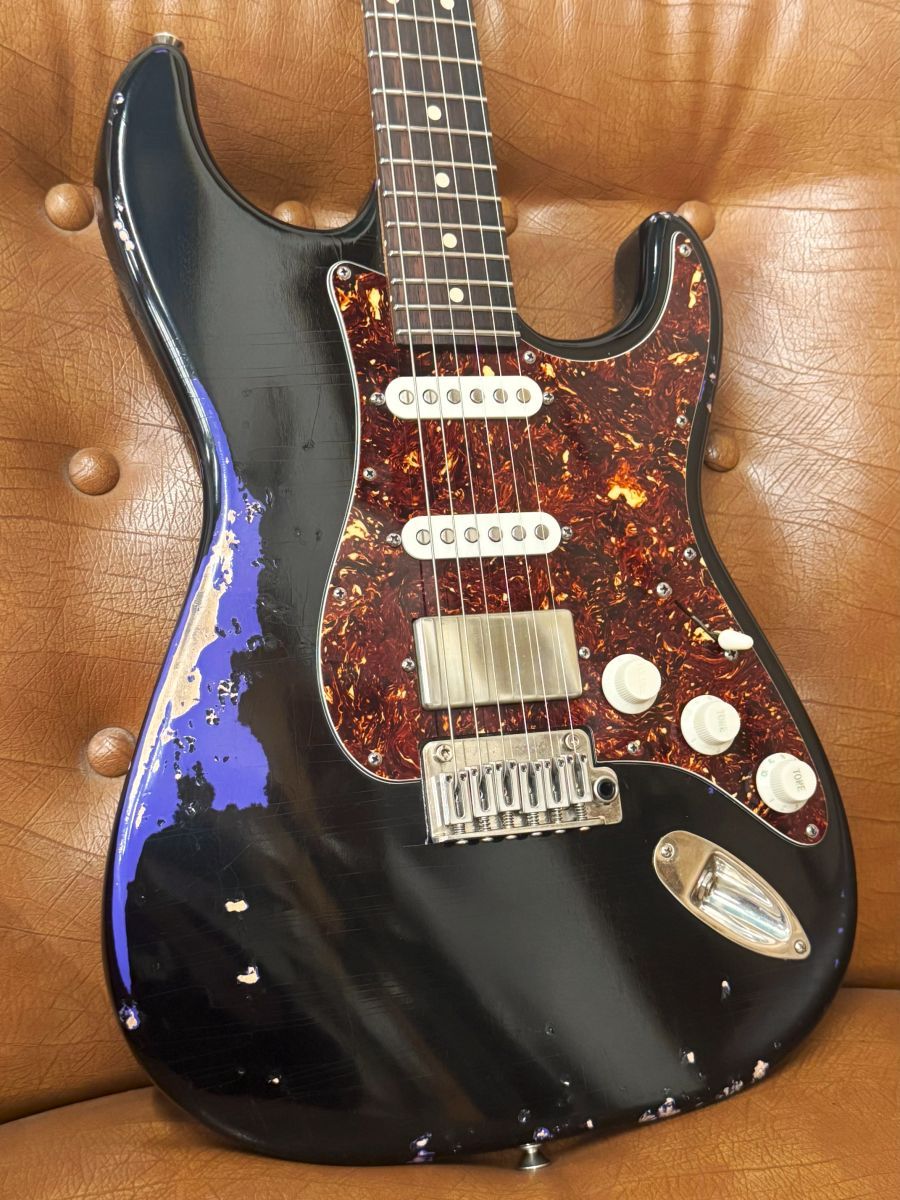 TOM ANDERSON Icon Classic Black over Plumb Crazy (In-Distress