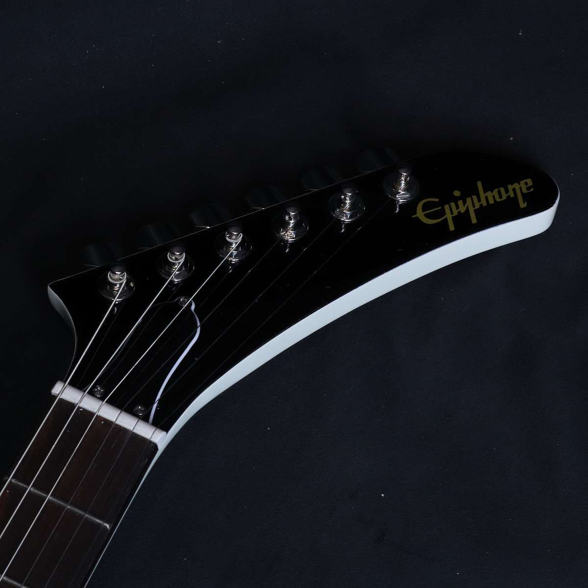 Epiphone Inspired by Gibson Explorer 80s EMG Classic White 【横浜