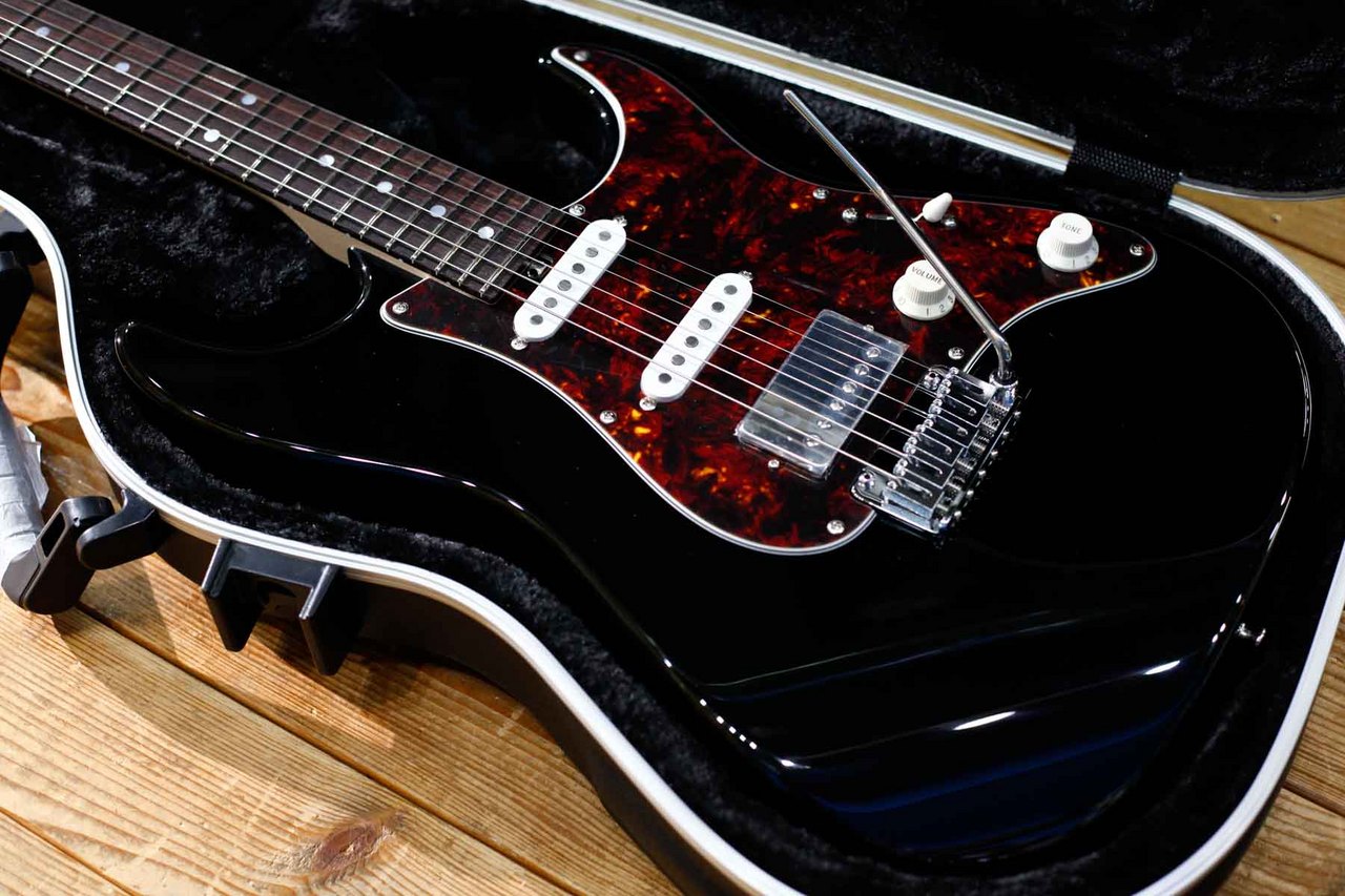 Crews Maniac Sound Bottom's Up 