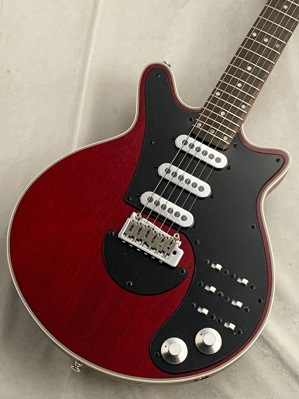 Brian May Guitars BMG Special 