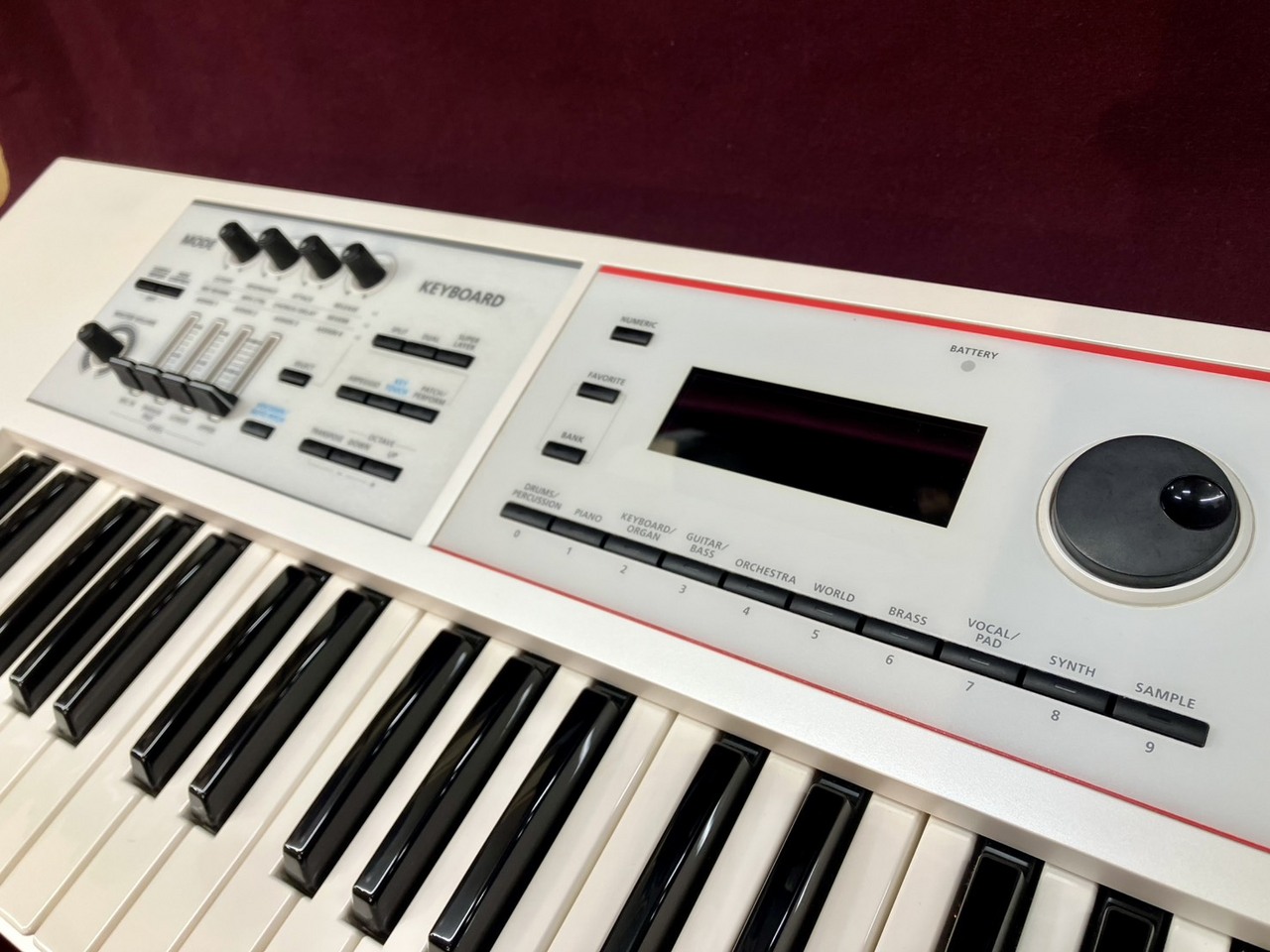 Roland JUNO-DS/Roland/シンセサイザー/61key/ケース付属（中古/送料