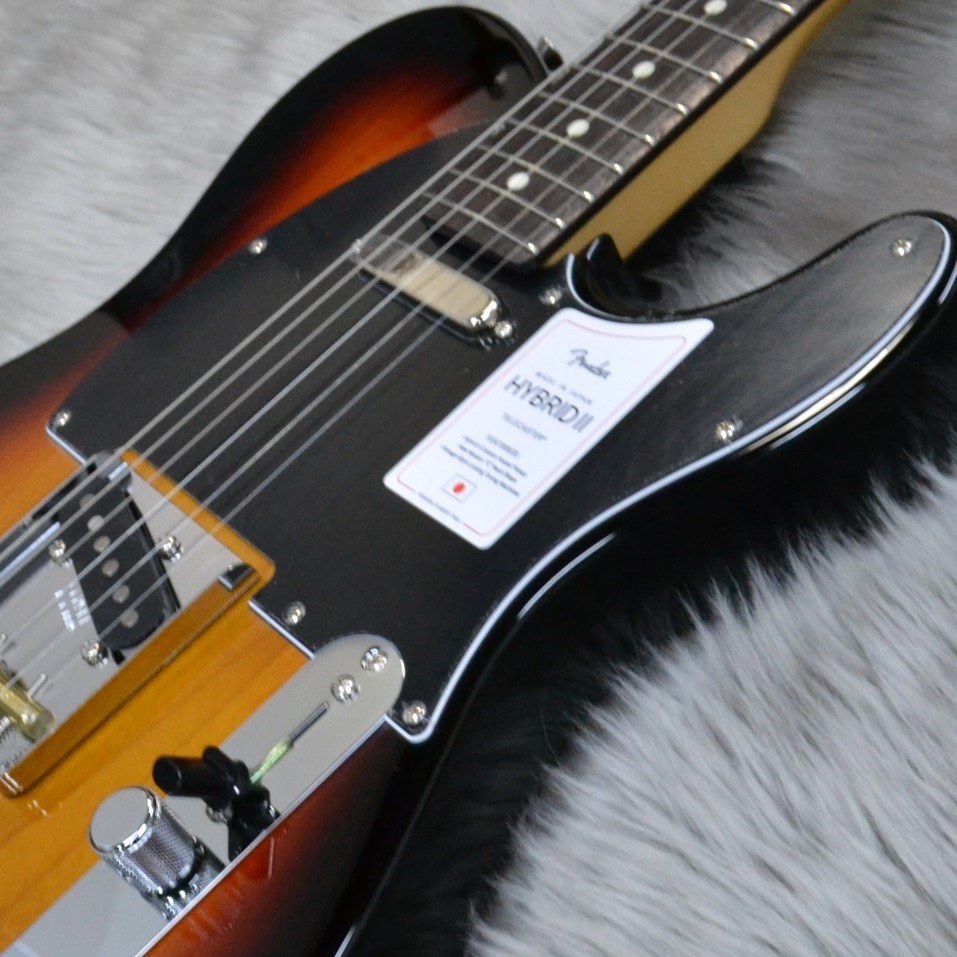 クリスマス価格 新品同様【Fender HYBRID II TL RW 】 楽器・機材