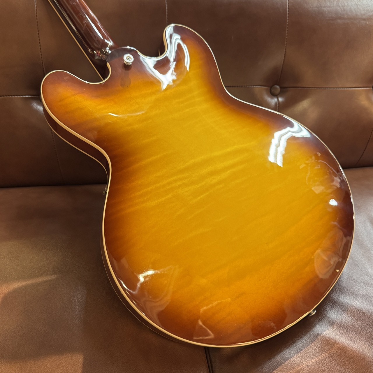 Gibson 【美フィギュアド杢個体】Modern Collection ES-335 Figured