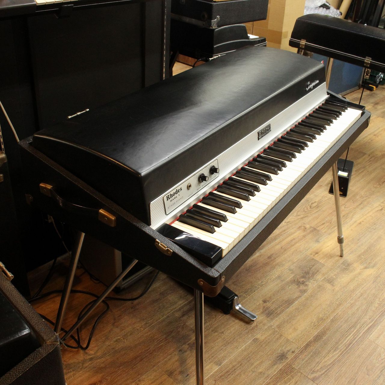 Rhodes MARK I STAGE PIANO 73 1979 【Vintage】【送料別途お見積り