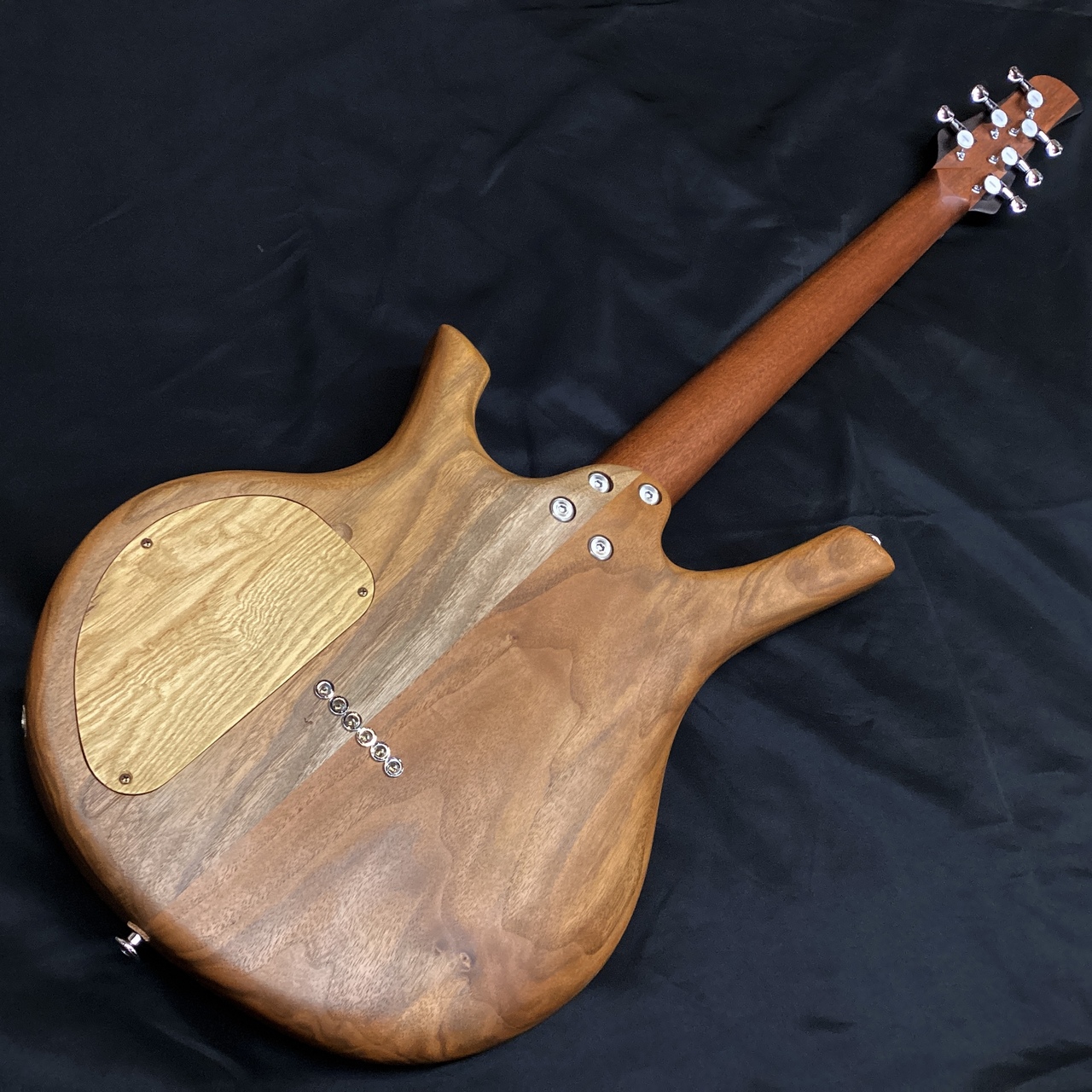 Maru Bass Kozue -梢- 6Strings Guitar (国産 エレキギター)【PLEK調整