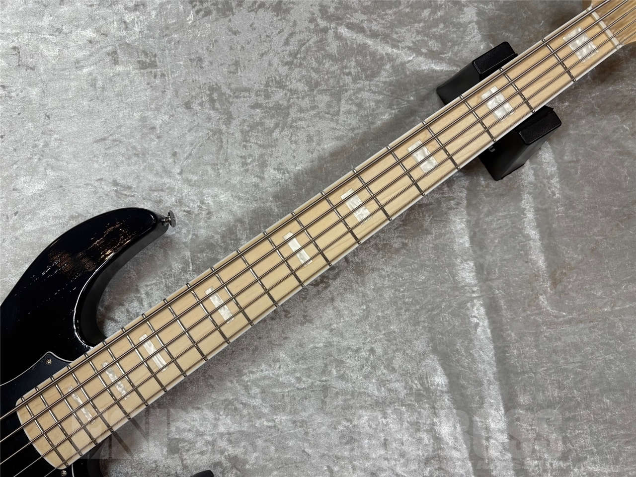 ベース EDWARDS E-AMAZE-AS-4/M (Solid Black) 即納可能】EDWARDS(エドワーズ) E-AMAZE-AS-4/M (Solid Black