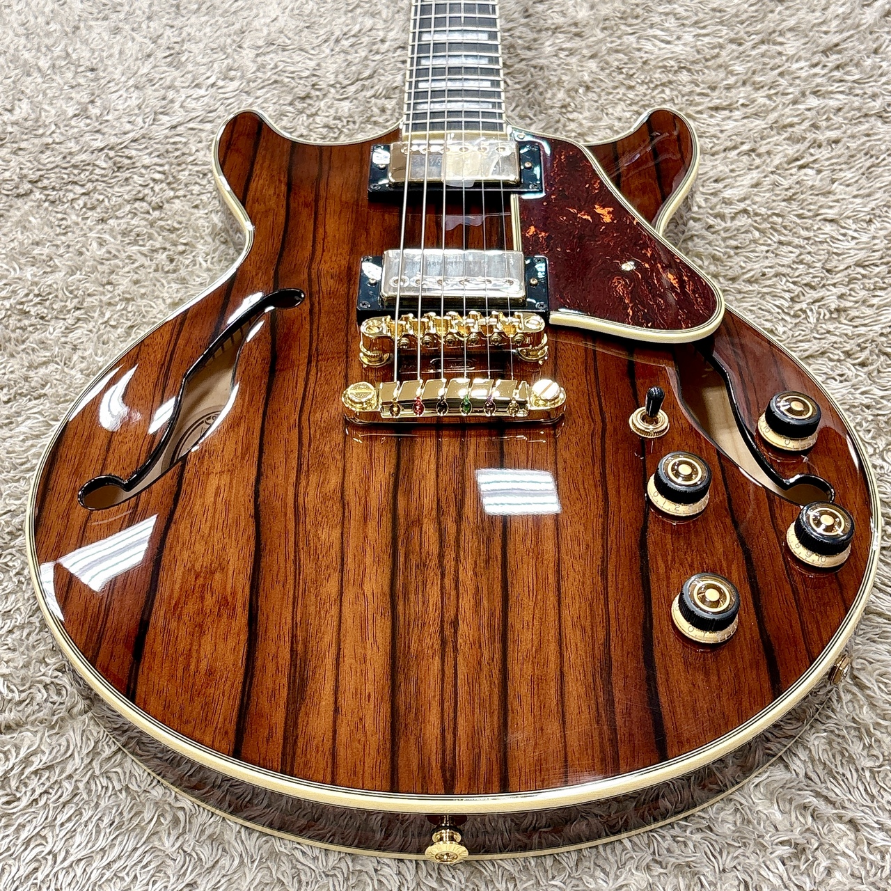Ibanez AM93ME-NT (Natural) -AM Artcore Expressionist-【SPOTモデル