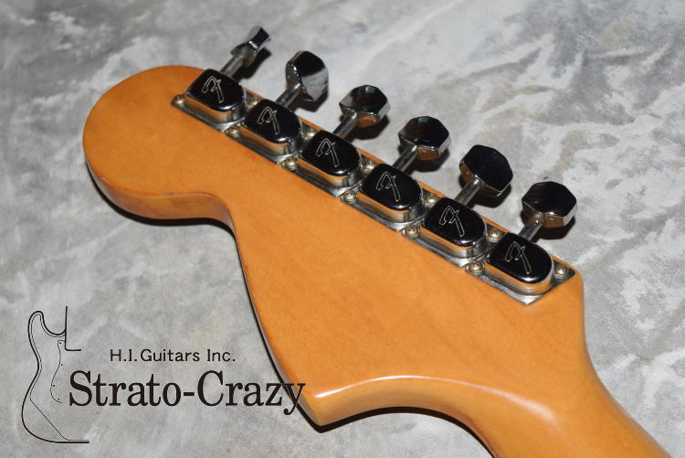 Fender Stratocaster '76 Sunburst /Maple neck 