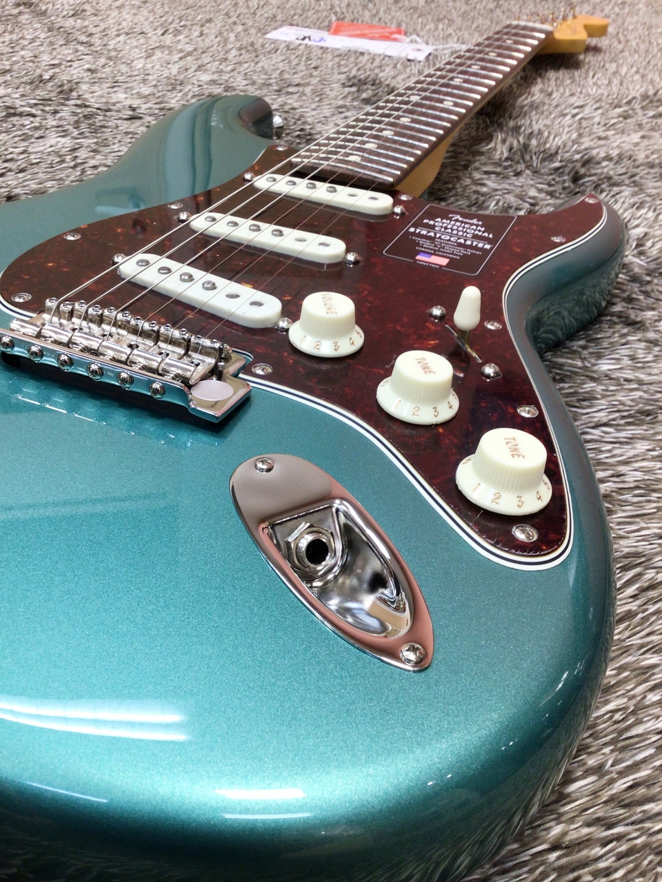 Fender American Professional Stratoメンテ済み Fender Limited Edition American Professional Stratocaster