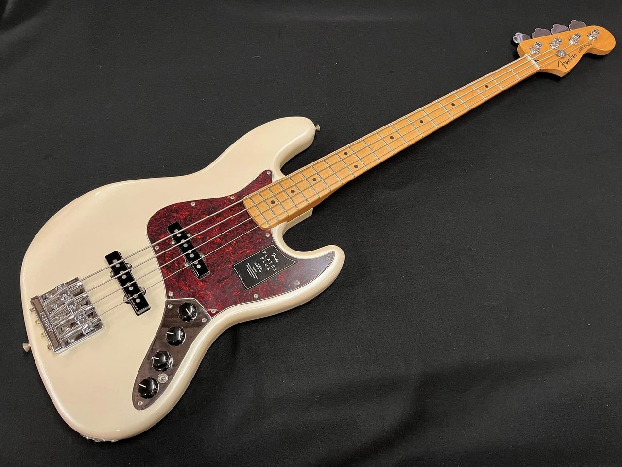 Fender PLAYER PLUS JAZZ BASS Olympic Pearl 2021（新品特価）【楽器 