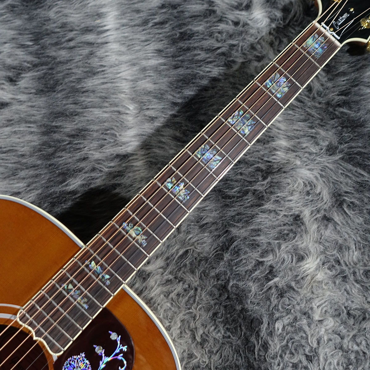 Gibson Custom Shop SJ-200 Elegant Koa Honey Burst（新品/送料無料