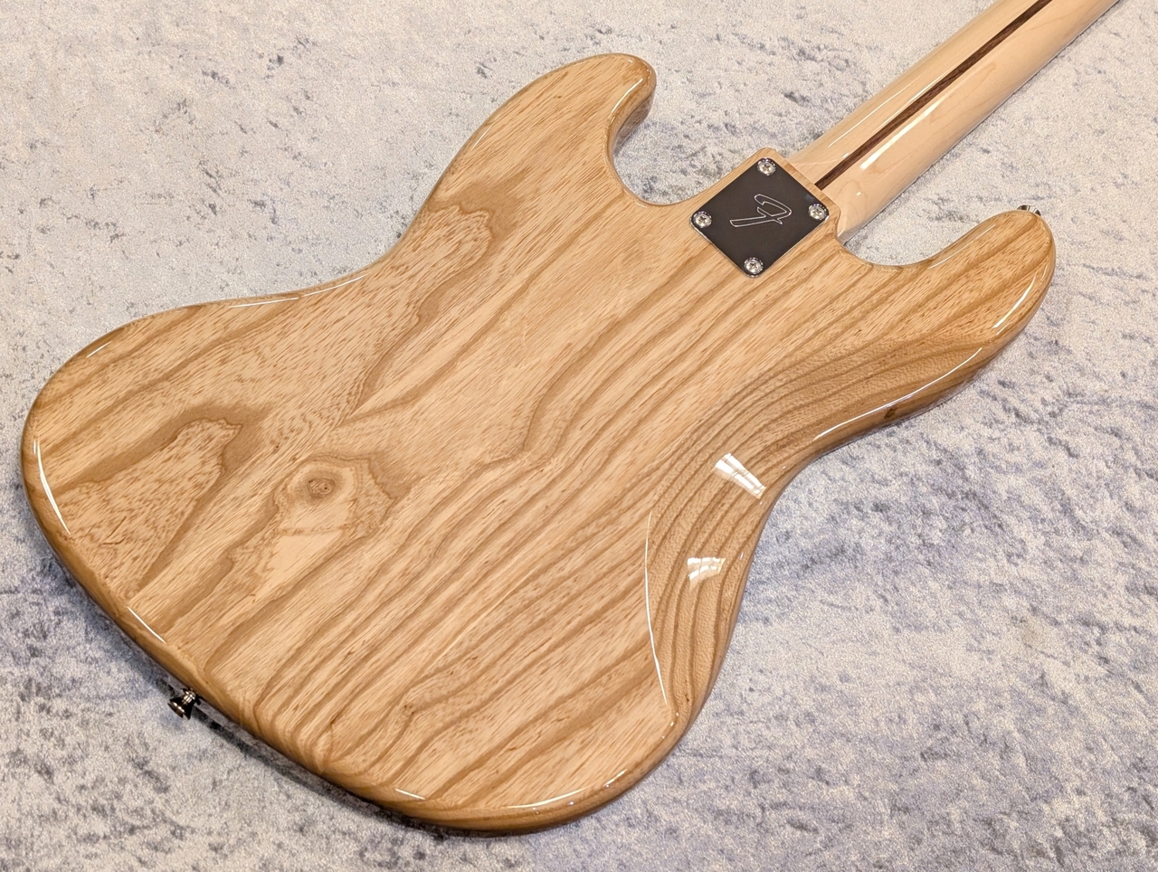 Fender Made in Japan Heritage 70s Jazz Bass / Natural（新品/送料