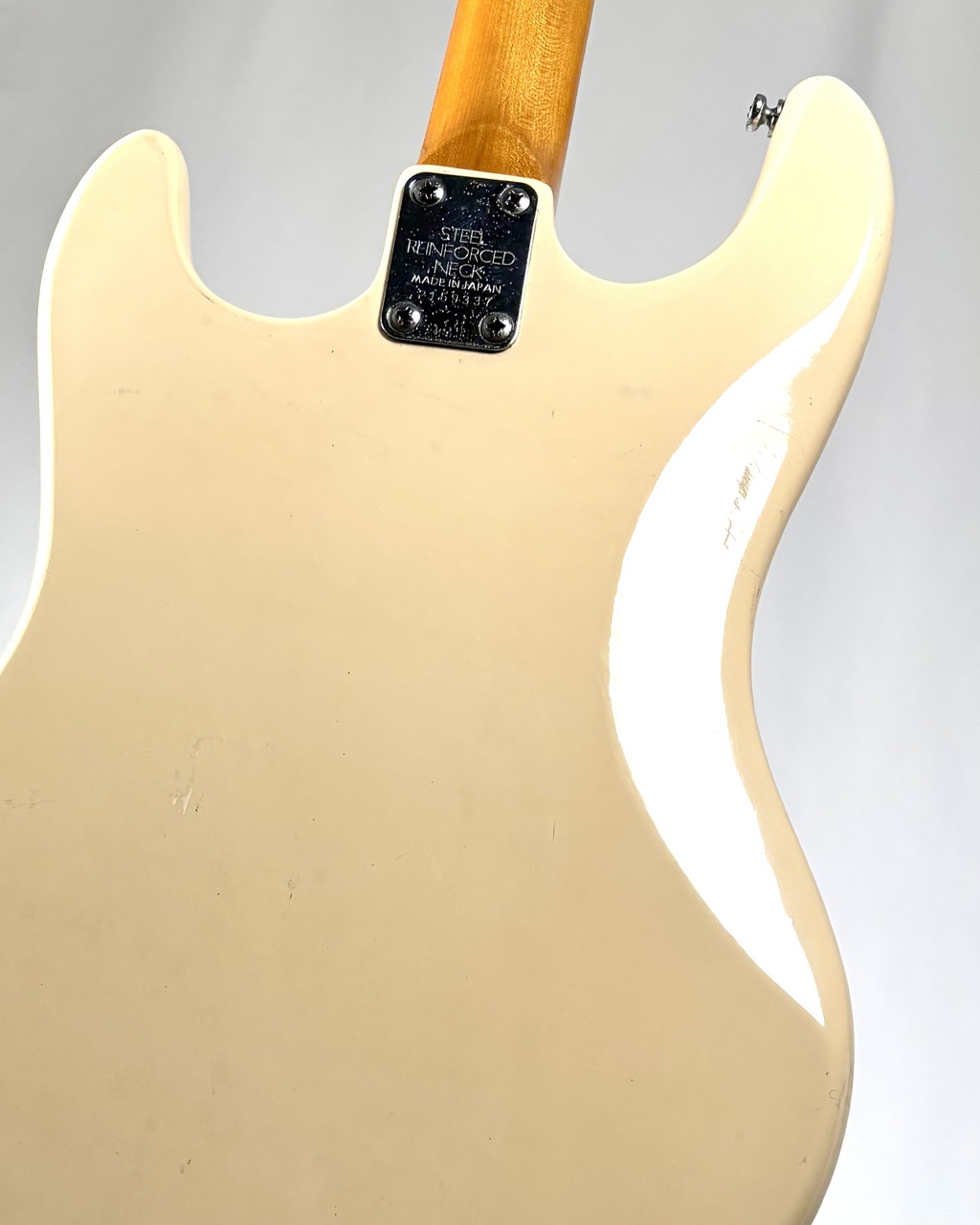 Aria Diamond 1802T -White-【3.30kg】（ビンテージ）【楽器検索