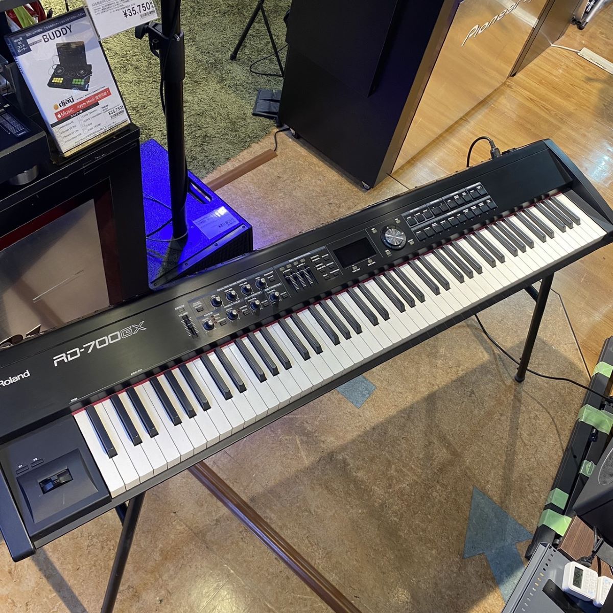 Roland RD700GX(本格的ステージピアノ!!)（中古/送料無料）【楽器検索デジマート】