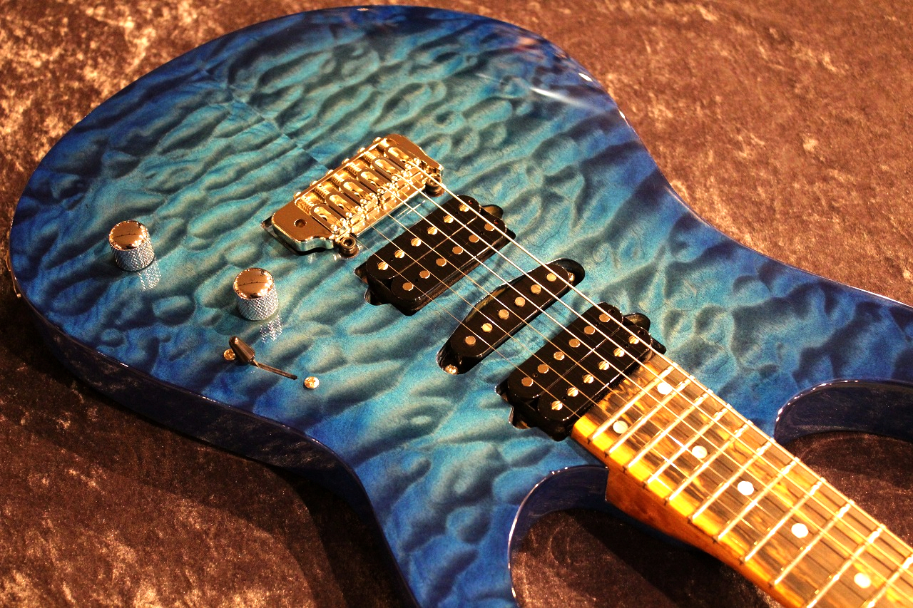 キルトメイプル ドロップトップ 3 Koca Guitars Light DC 5A Quilt Maple Top/Ash Back/Birdseye Maple