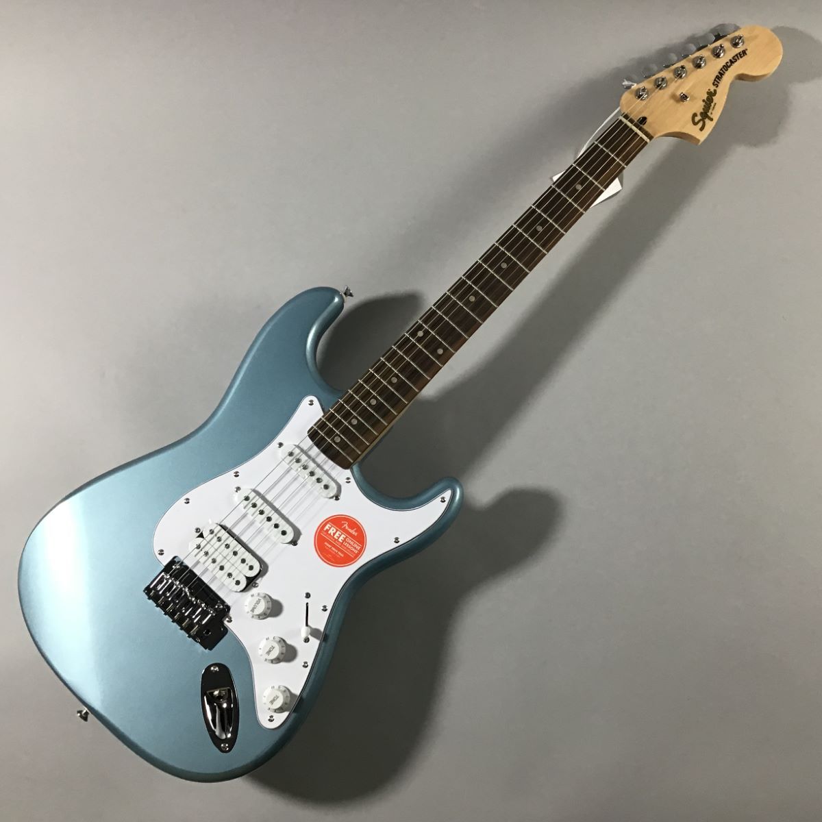 Squier by Fender FSR Affinity Series Stratocaster Ice Blue 