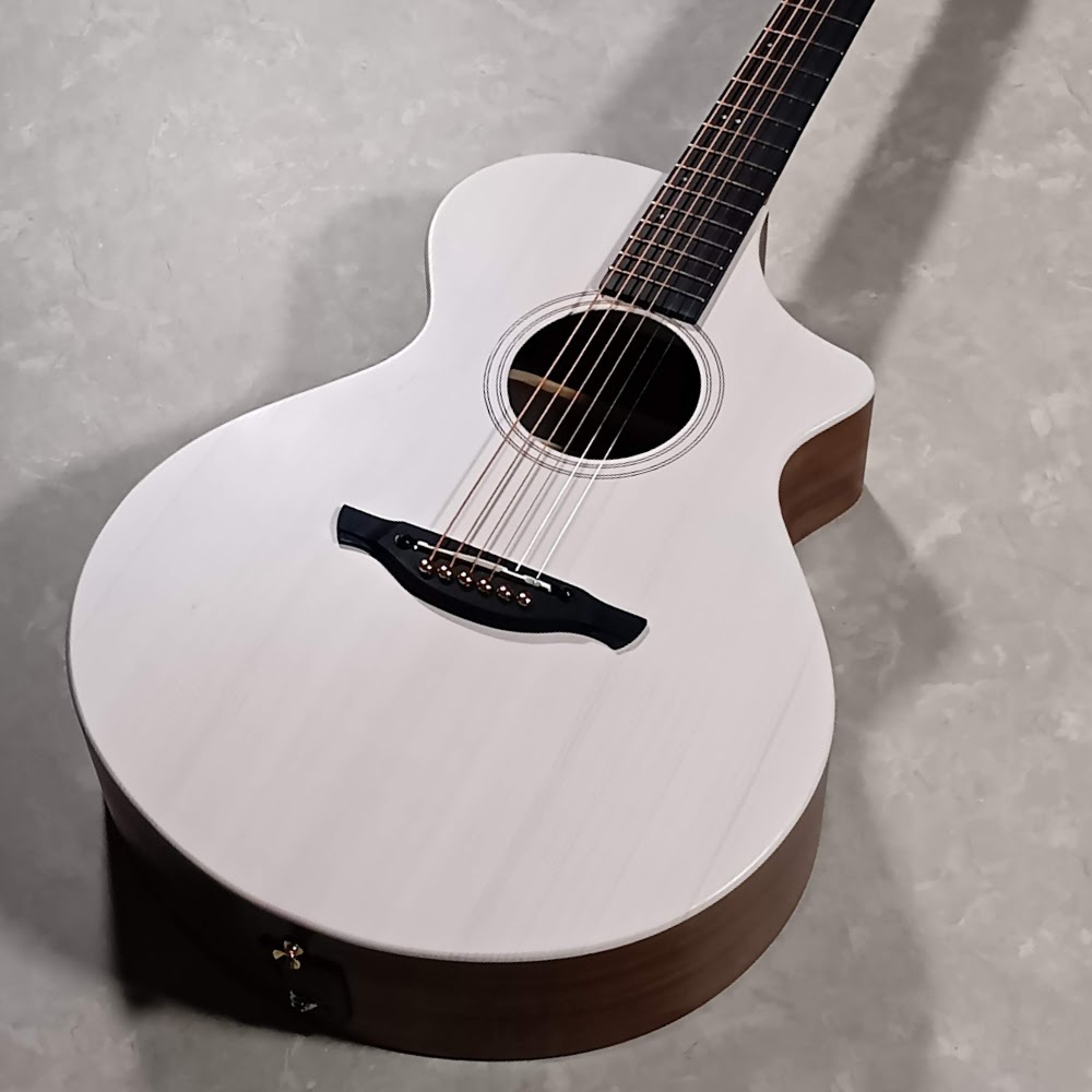 全国どこでも送料無料！ James J-300C II See-through White【現物画像】18回払いまで無 ギター