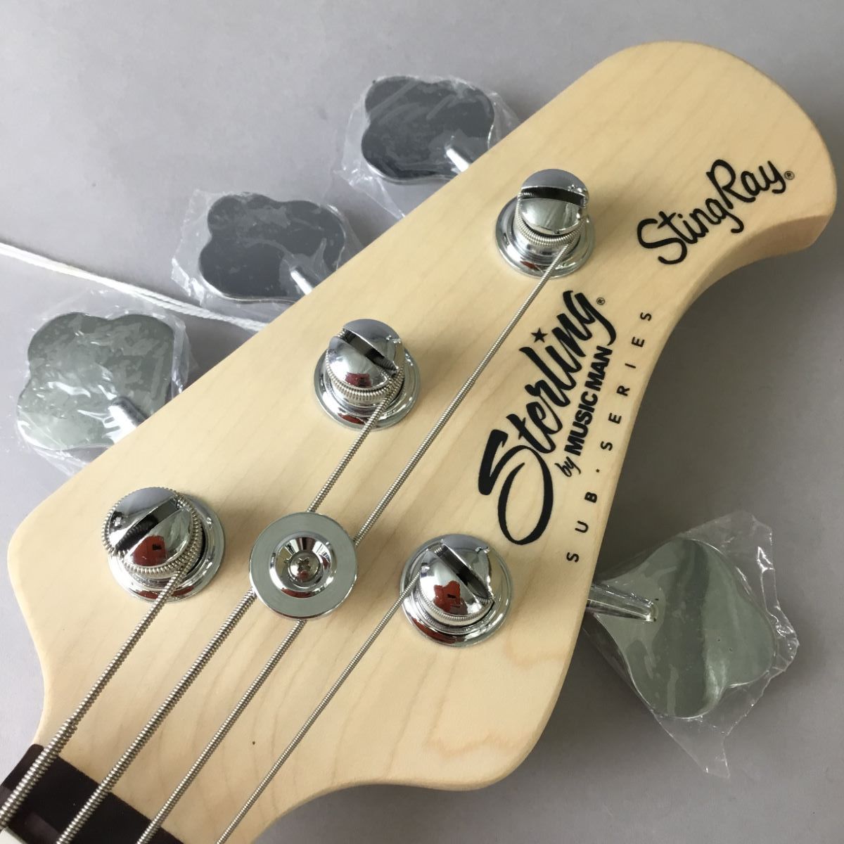 Sterling by MUSIC MAN STINGRAY RAY4 WS エレキベースSUB RAY4（新品/送料無料）【楽器検索デジマート】