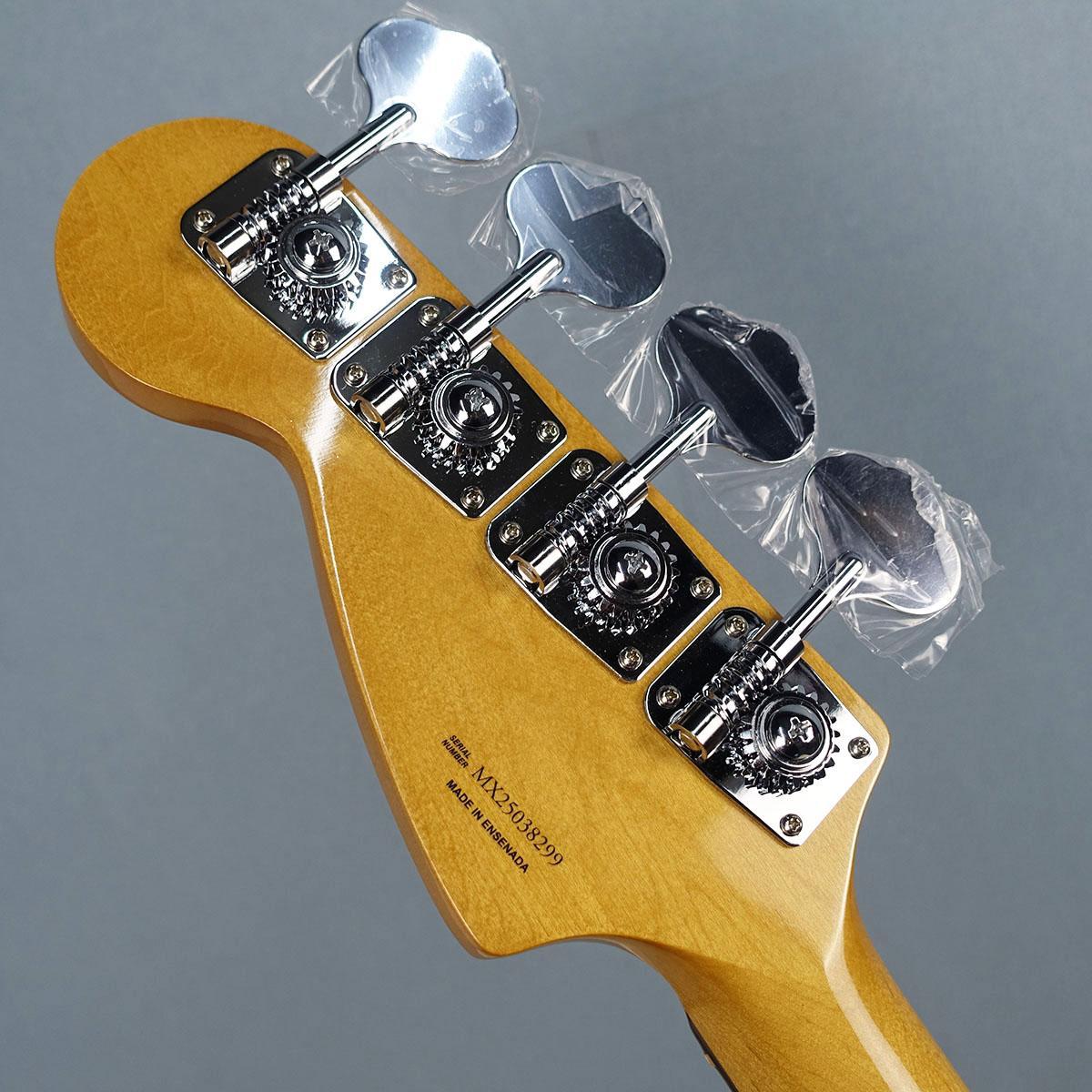 Fender Fender Vintera II 70s Competition Mustang Bass Competition