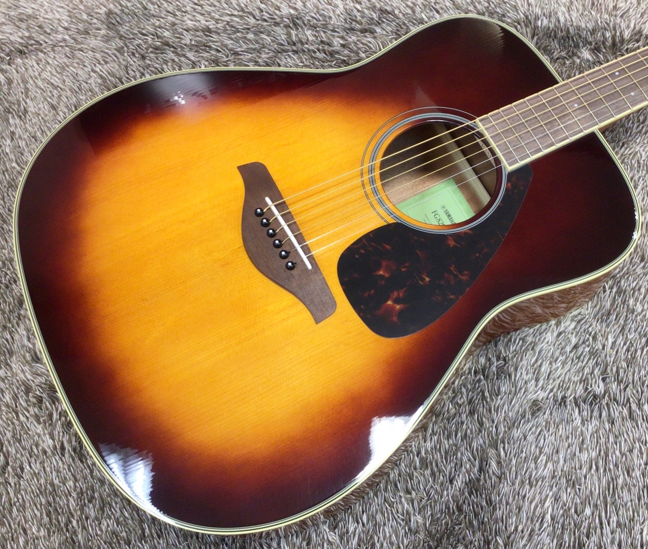 YAMAHA FG820 ブラウンサンバースト(BS)【トップ単板】【サイド