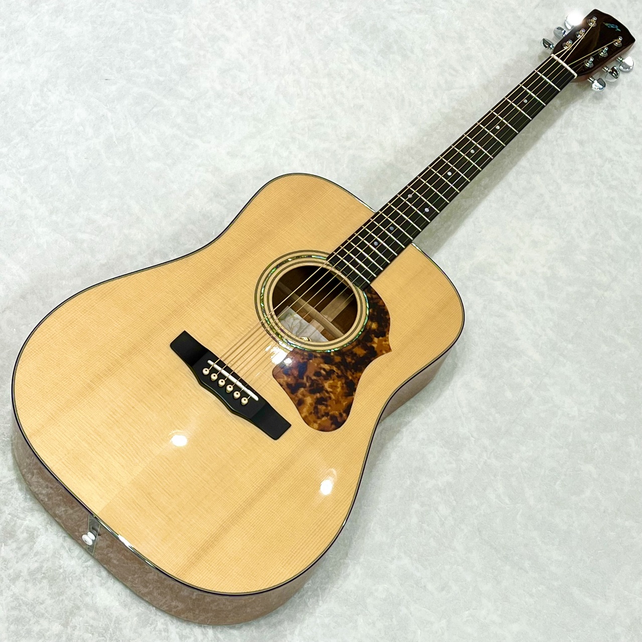 Morris M-80II（新品特価/送料無料）【楽器検索デジマート】