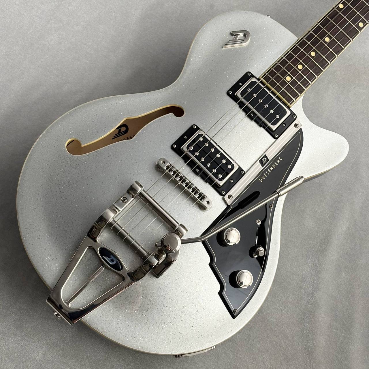 Duesenberg Starplayer LP 純正ハードケース付き 楽天市場】Duesenberg/DTV-SS Starplayer TV (Silver Sparkle