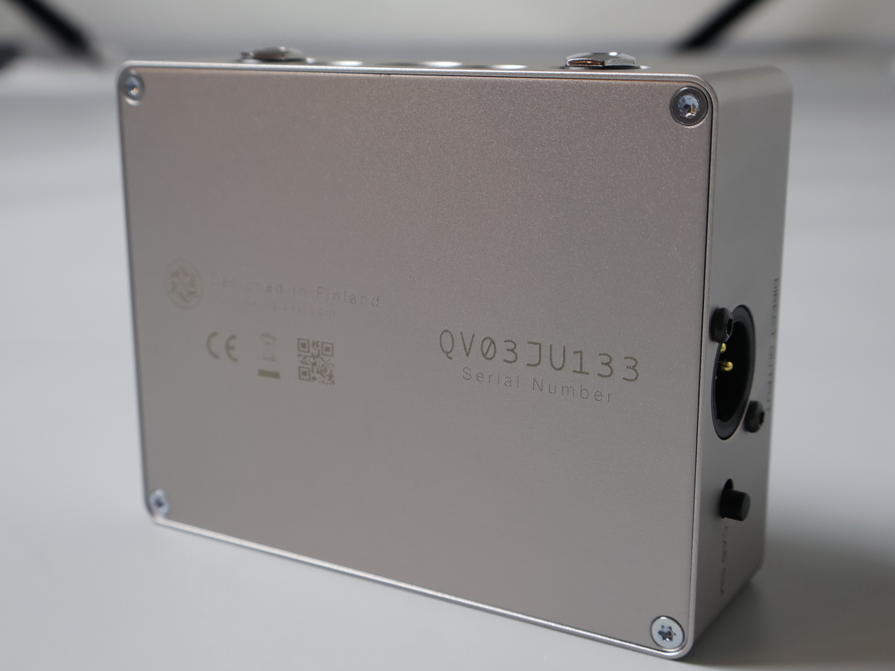 Darkglass Electronics Microtubes B7K Ultra V2 ベース用プリアンプ