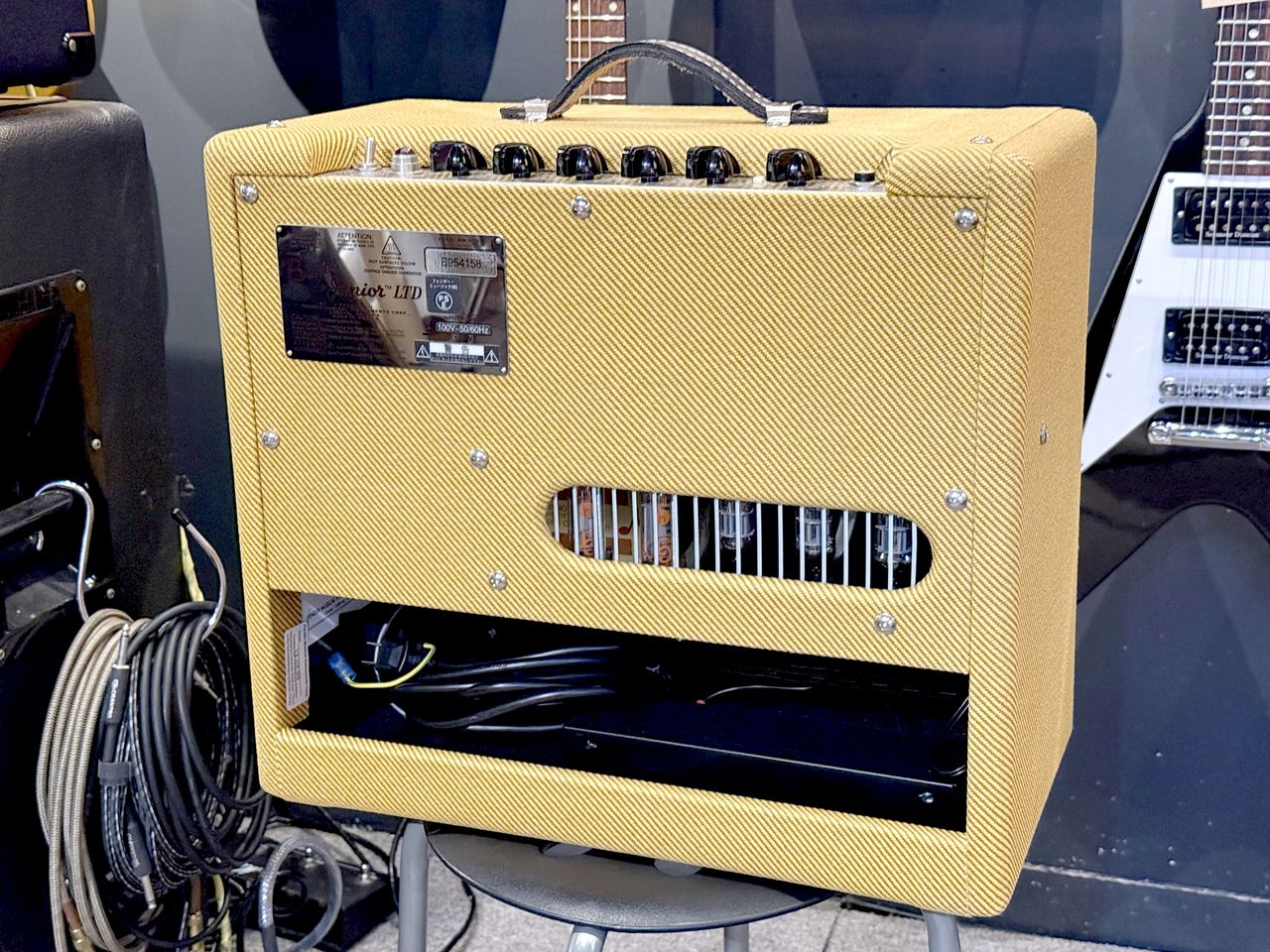 Fender BLUES JUNIOR LACQUERED TWEED（中古）【楽器検索デジマート】