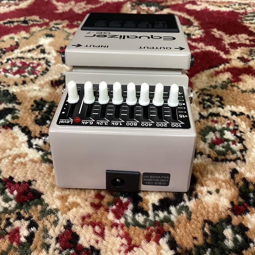 BOSS GE-7 グラフィックイコライザー エフェクターGE7（新品/送料無料