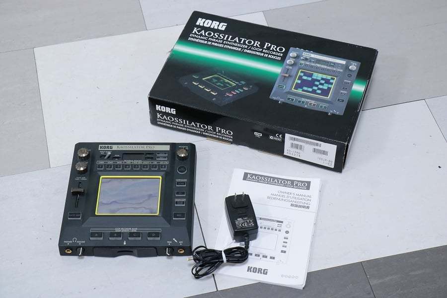 kaossilator 2S - DYNAMIC PHRASE SYNTHESIZER | KORG (Japan)