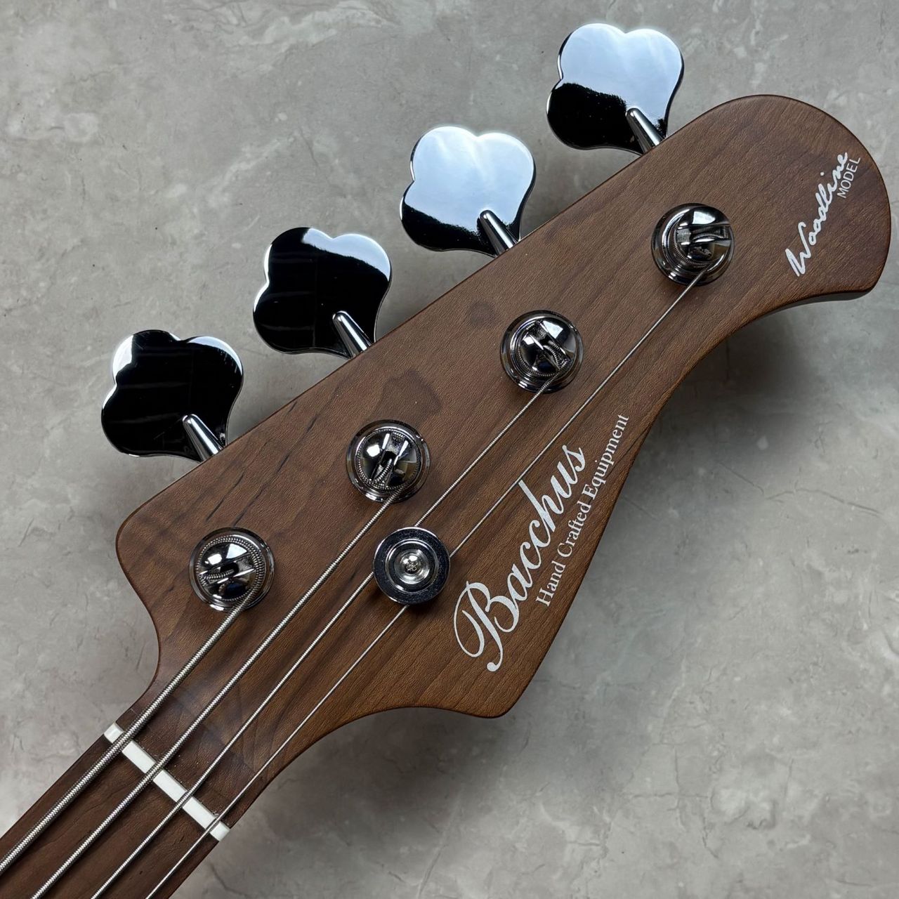 Bacchus WL4-STD/RSM BLK-S エレキベース ジャズべタイプ【現物写真