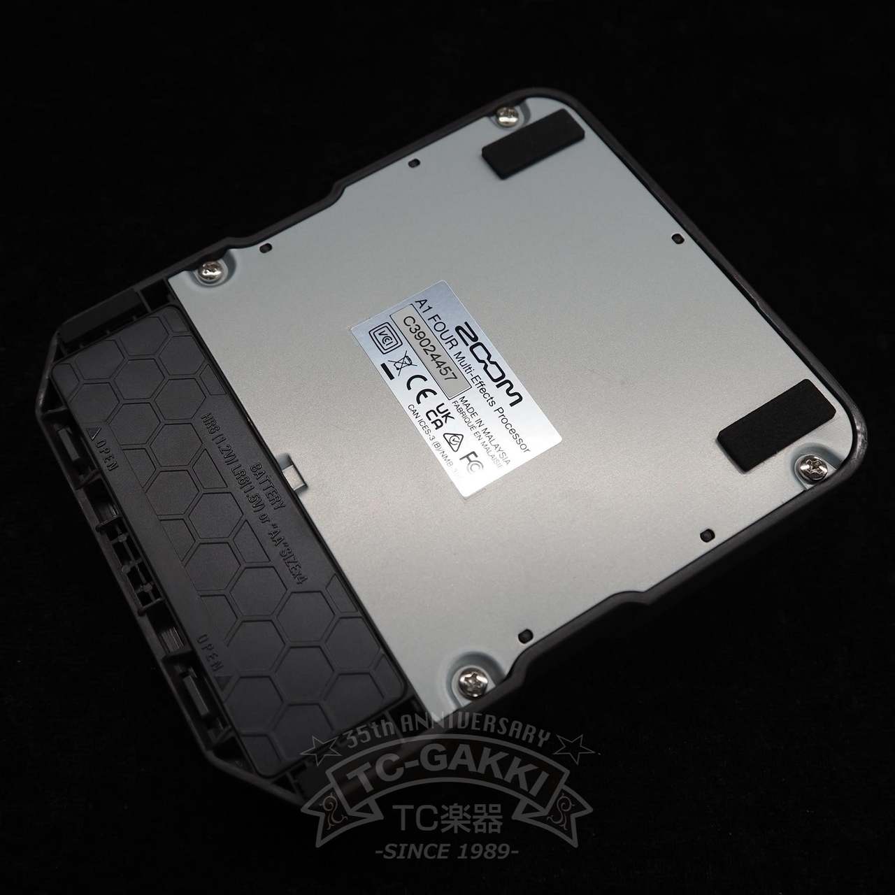 ZOOM A1 FOUR Multi-Effects Processor（中古）【楽器検索デジマート】