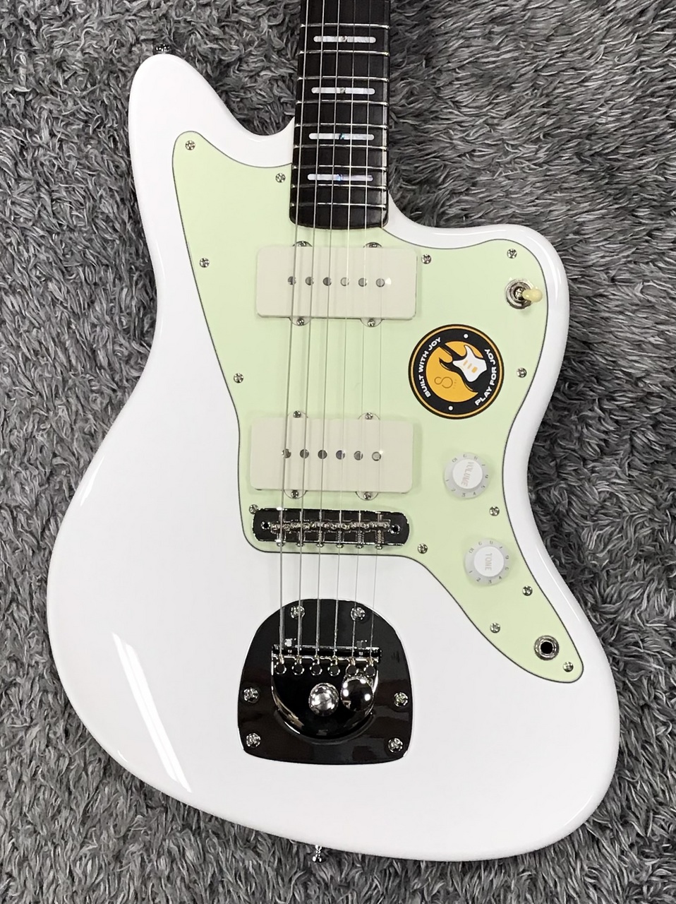 Sire Larry Carlton J5 WH (White) 【ラリー・カールトン監修】【JM