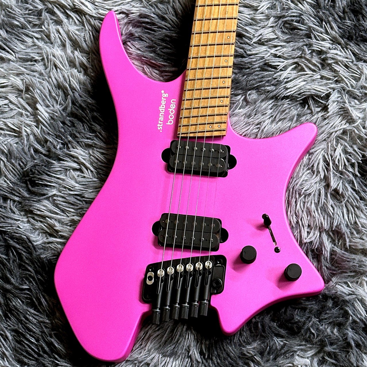 strandberg Boden Standard N2.6T Electric Fuchsia Metallic【NEW