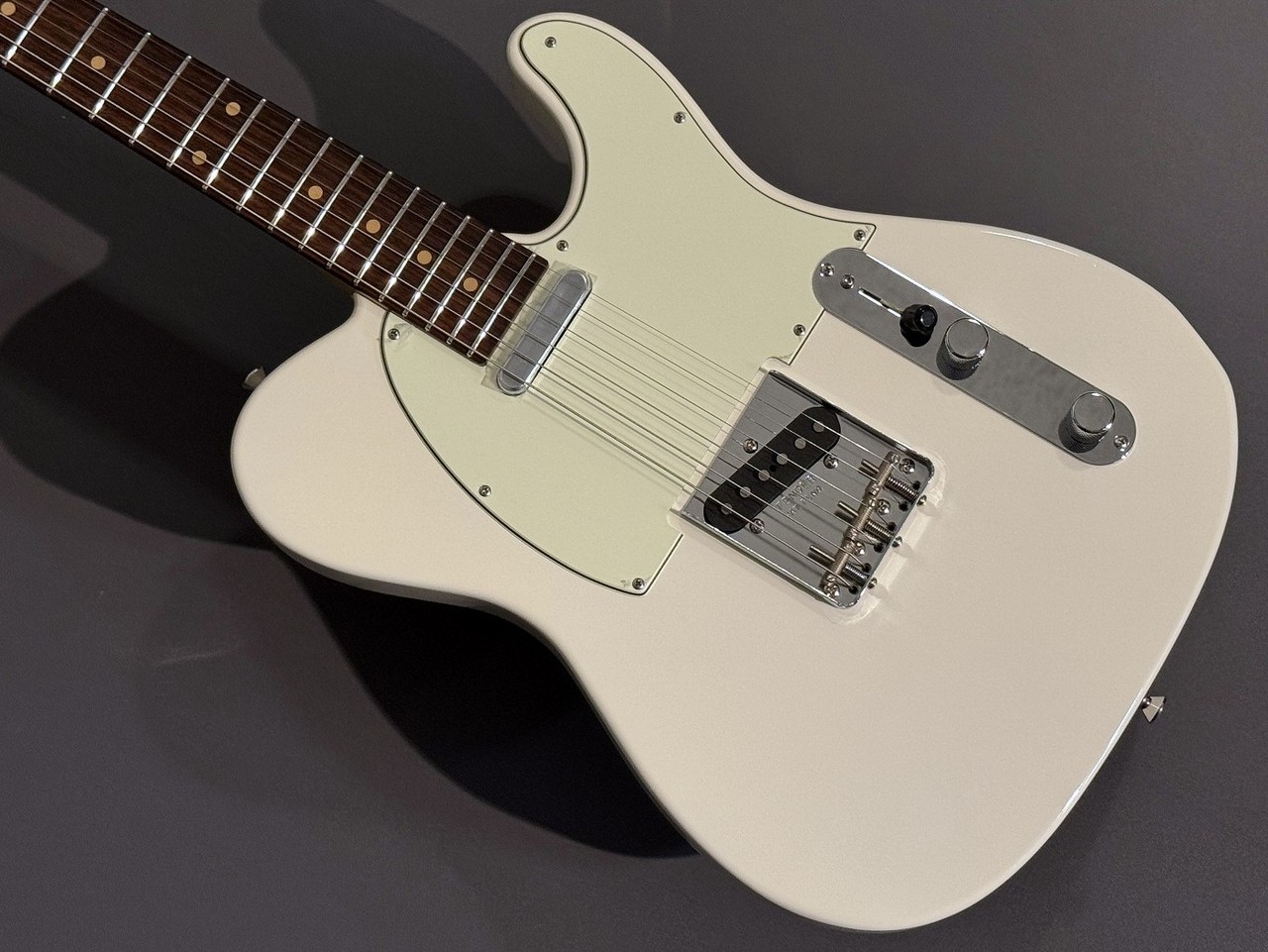 FREEDOM CUSTOM GUITAR RESEARCH C.S. Retro Series TE Olympic White