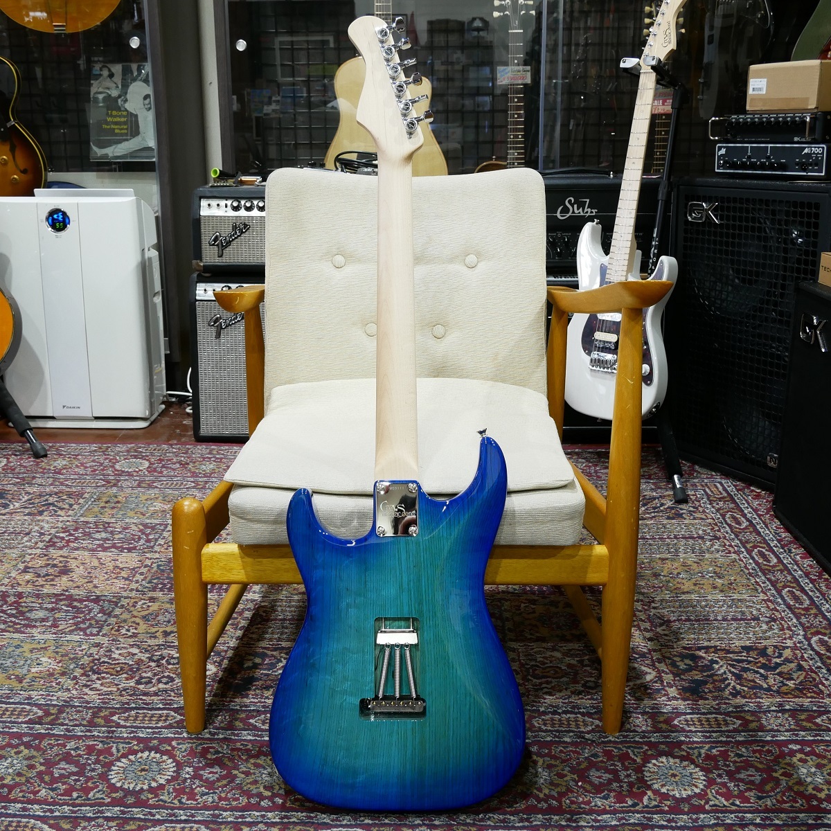 Crews Maniac Sound Bottom's Up 2025 Ash/Maple Blue Burst