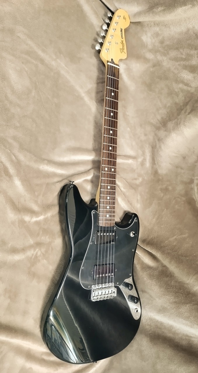 Fender Cyclone HH（中古）【楽器検索デジマート】