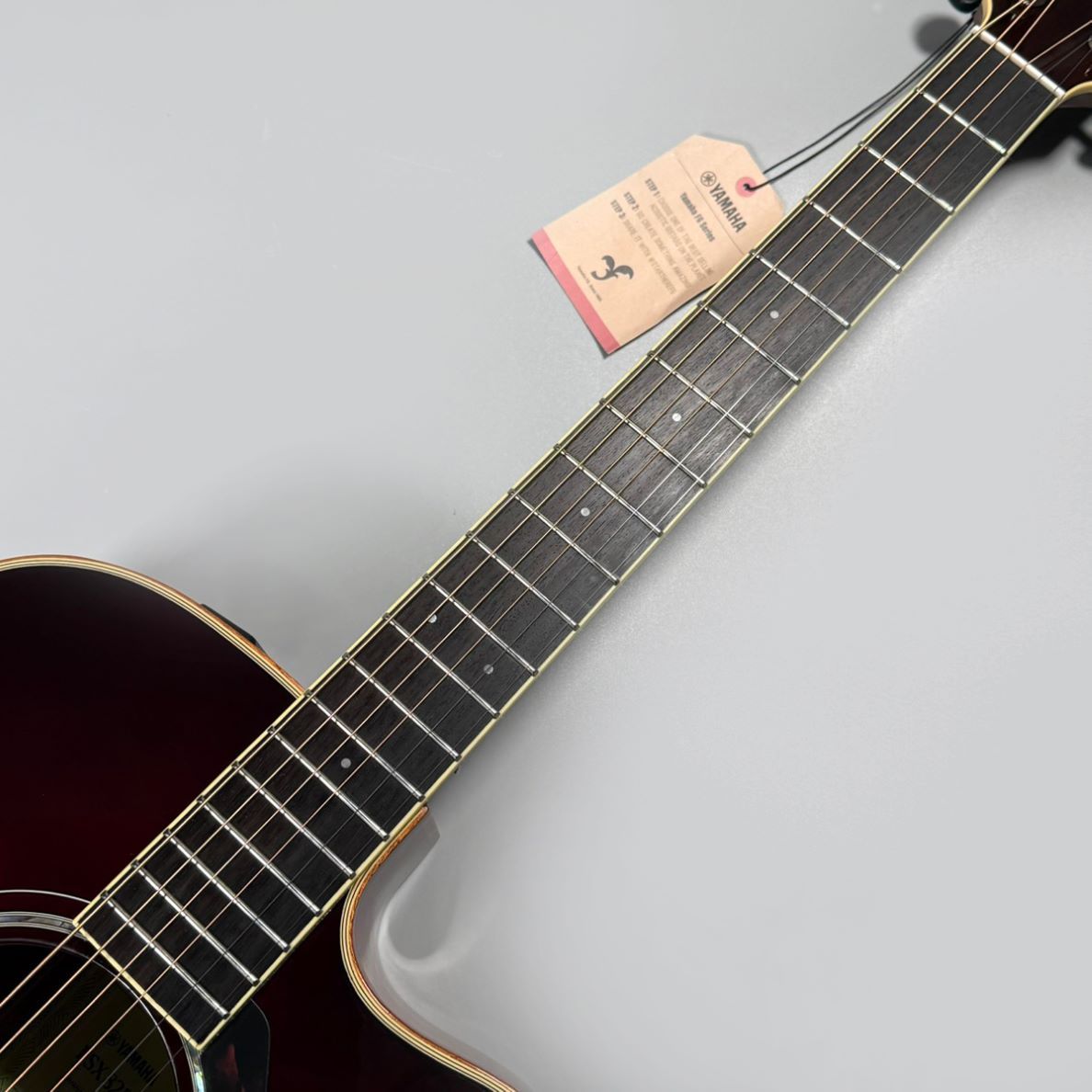 YAMAHA FSX825C BS(ブラウンサンバースト) アコースティックギター
