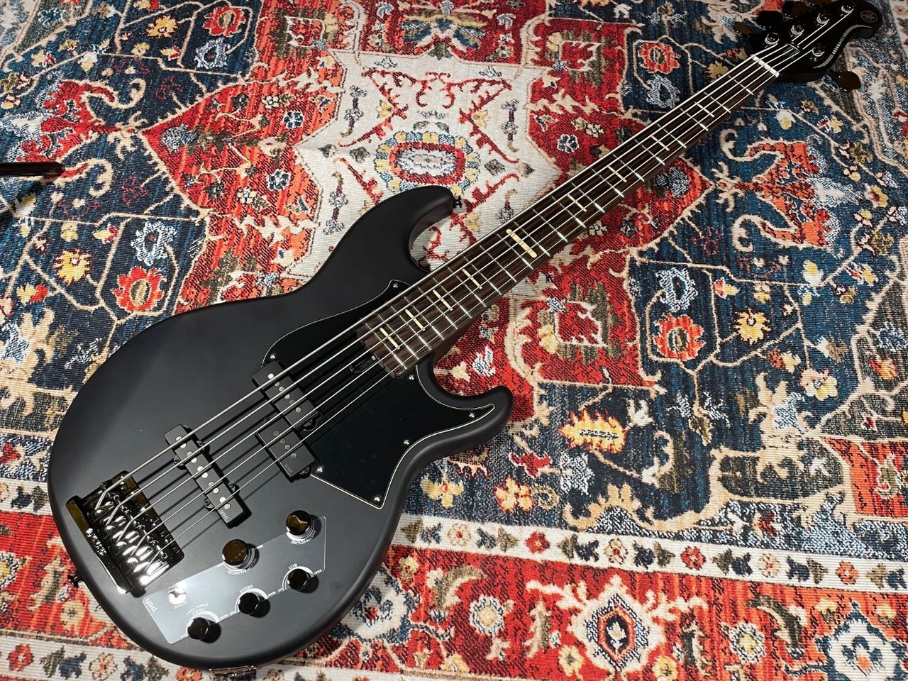 YAMAHA BB735A MTBL エレキベース 5弦 アクティブ/パッシブスイッチ