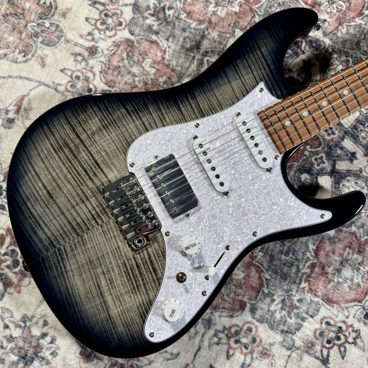 なつもり　エレキギター Ibanez AZ22S1F TKS (Transparent Black Sunburst) エレキギター
