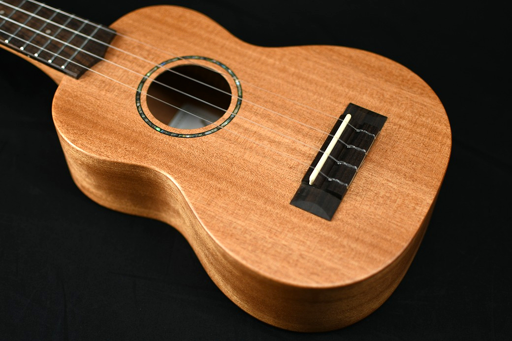 Uma Ukulele UK-05SS Soprano（新品）【楽器検索デジマート】