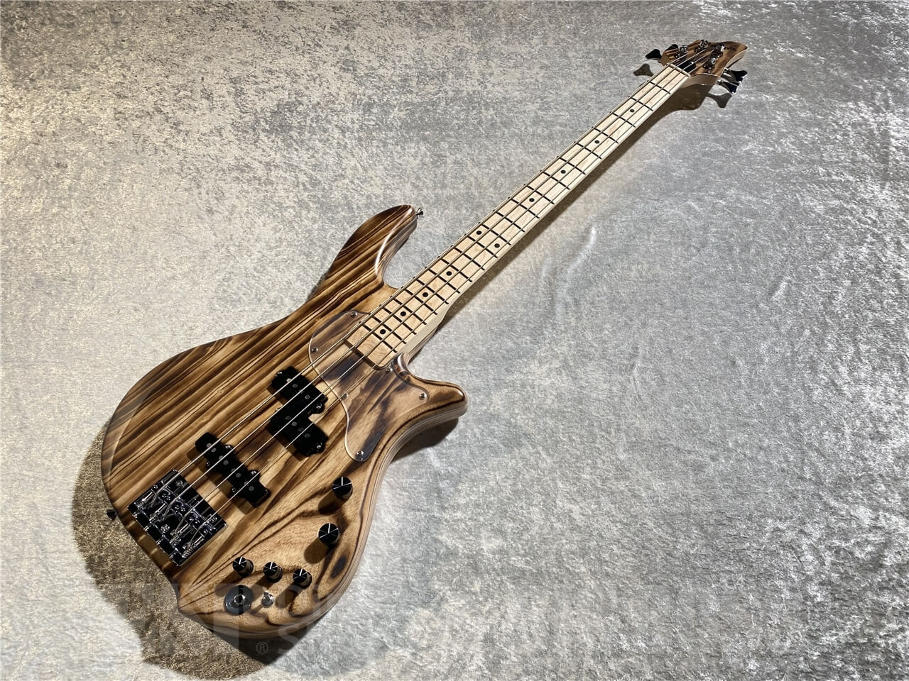EDWARDS E-BB/M (Satin Burner)
