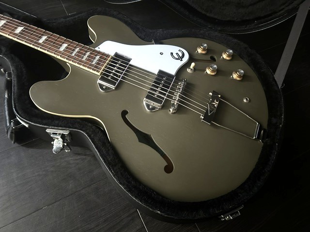 Epiphone Casino Worn Olive Drab ハードケース付き 限定品（中古