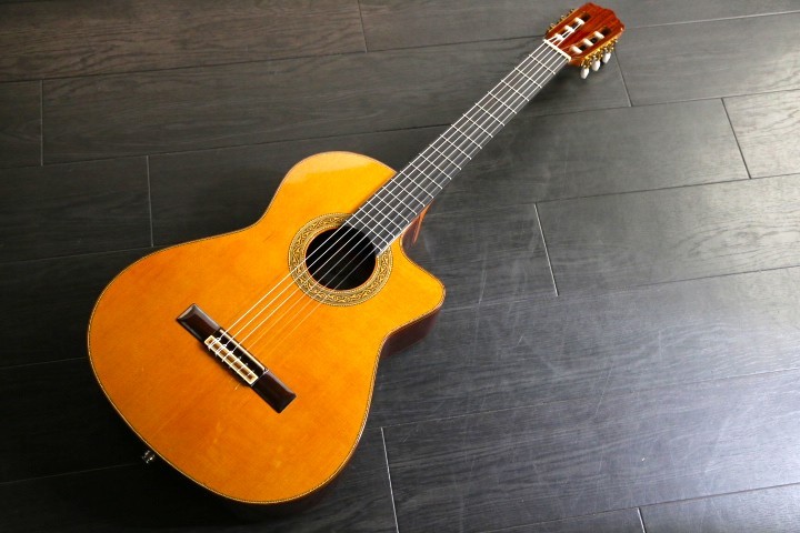 Jose Ramirez 4NCWE 税込み定価605,000円 オール単板 高級