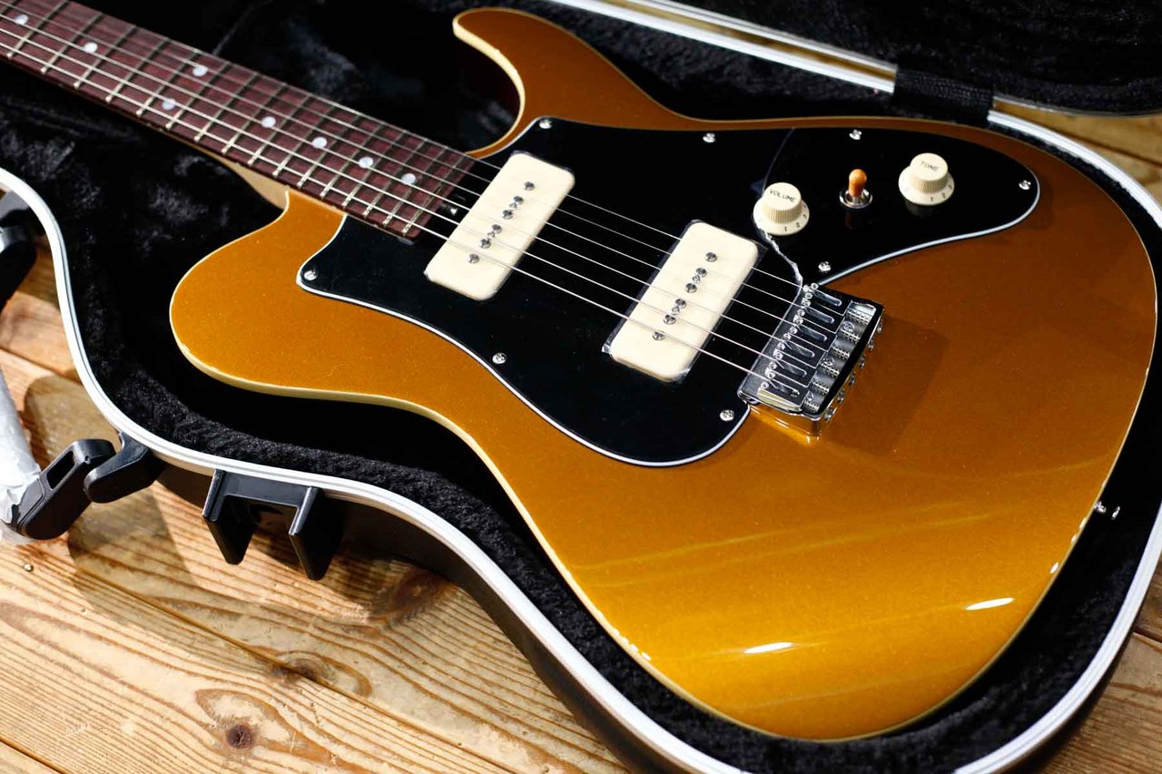 ギター Crews Maniac Sound G.O.D. Crews Maniac Sound VEGAS V2. ｜ Goldtop（新品）【楽器検索