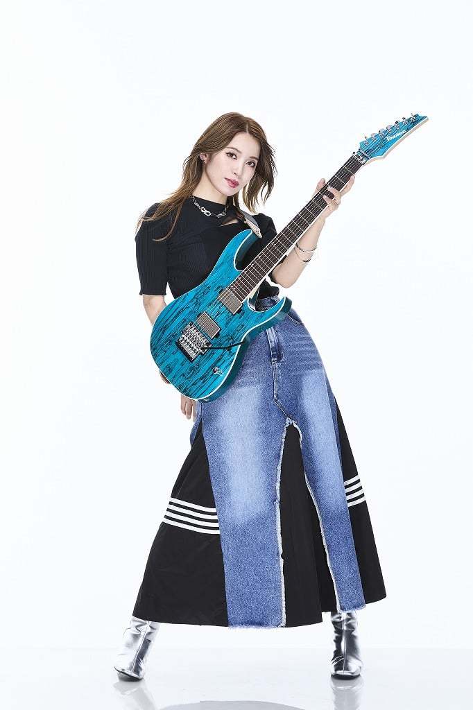 Ibanez HAZUKI Signature 7 String Model 