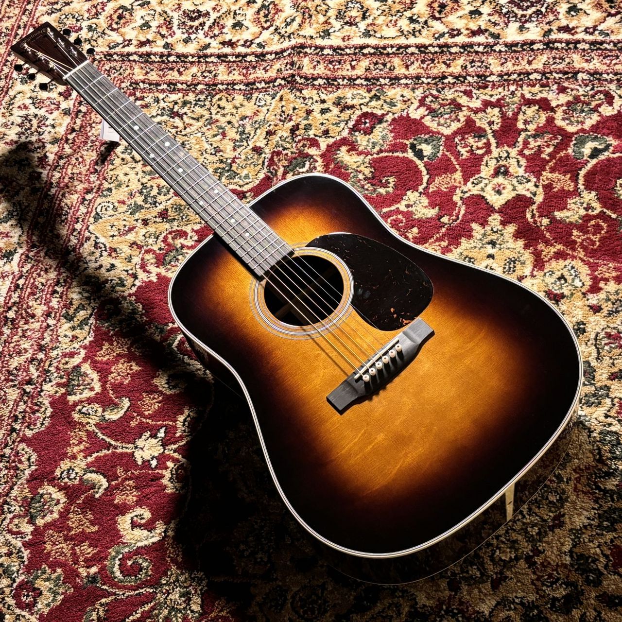 Martin D-28 Standard Sunburst【現物画像】（新品/送料無料）【楽器