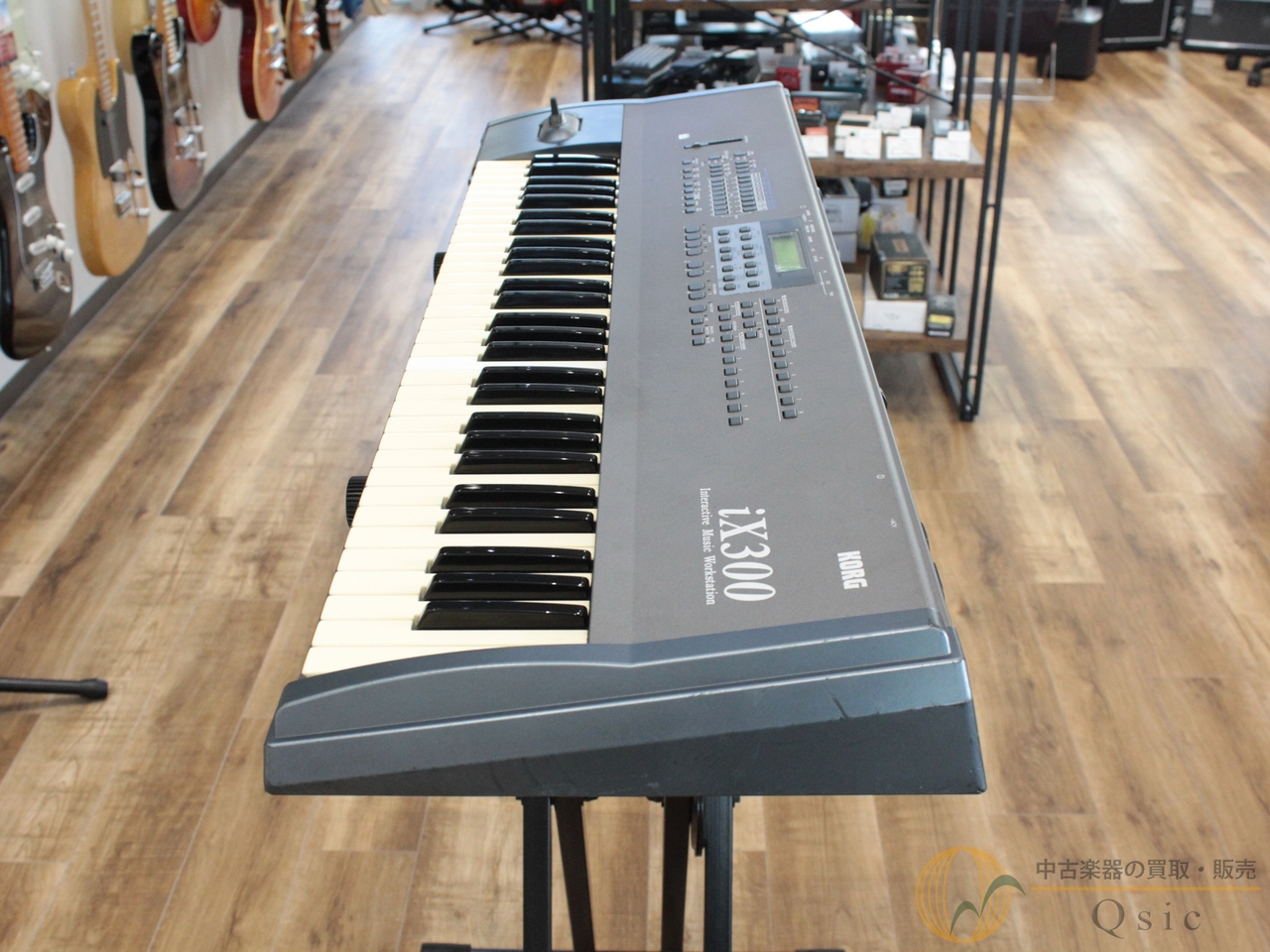 KORG iX300 [XLW60]【阿倍野店在庫】（中古）【楽器検索デジマート】